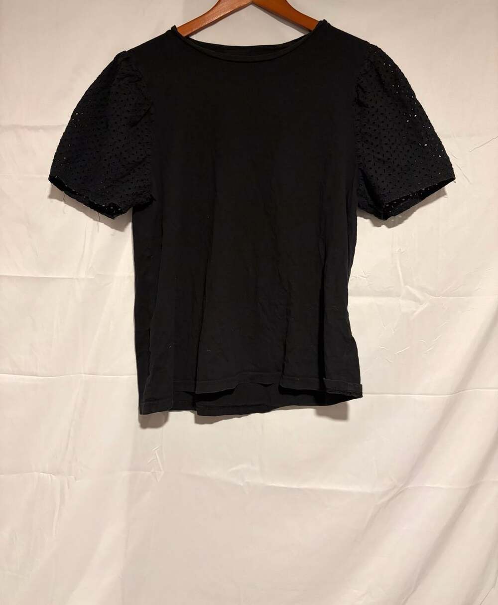Gap Black Eyelet Puff Sleeve T-Shirt
